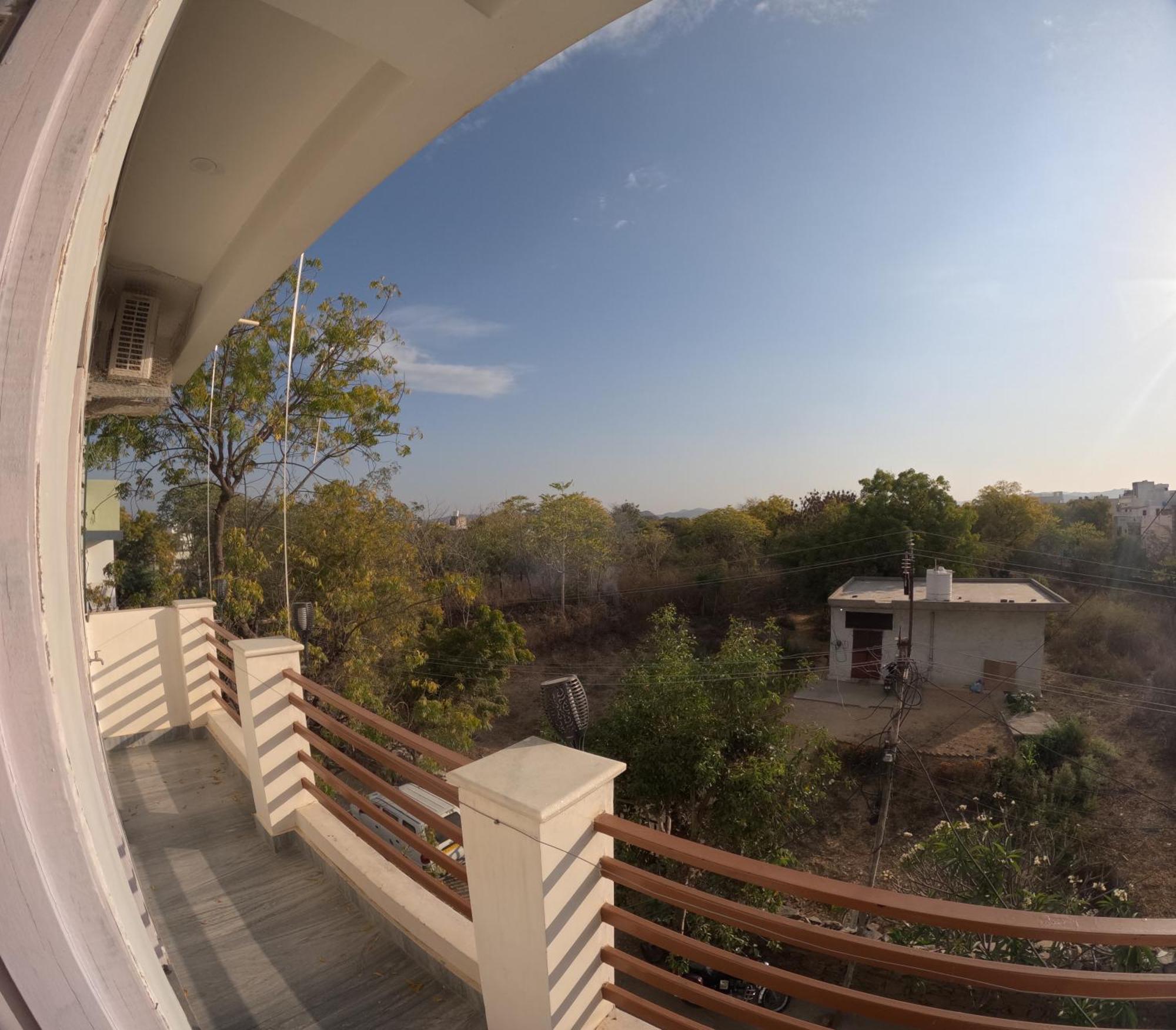 Choudhary White House Udaipur Exterior foto